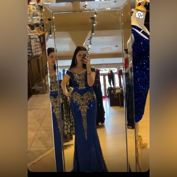 Blue and gold Prom/ Evening dress - Picture 4 of 7